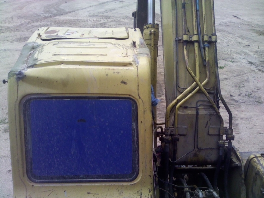 ขายด่วน Komutsu PC200-6 Serial 91100 โซ่ตึง เอวแน่นครับ