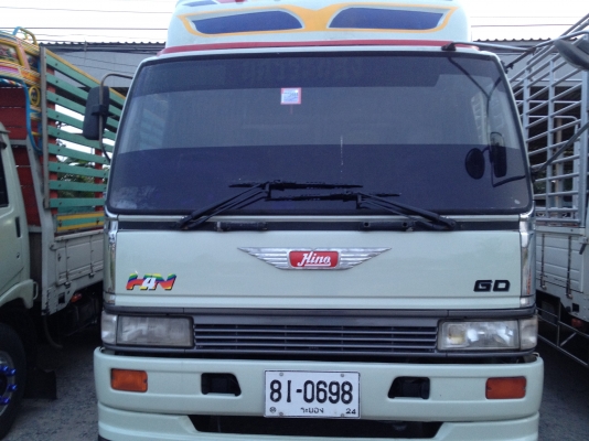 ขาย 6 ล้อ HINO GD3W 165 แรงม้า ยาว 5.50 เมตร