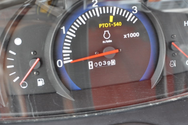 ขายรถไถคูโบต้า  L3608 แถมเครื่องคูโบต้า  12 hp 1ต้ว