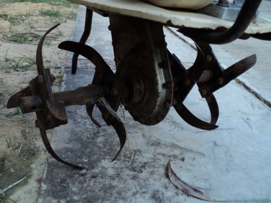 รหัส:12000473เครื่องพรวนดินFA76D(2.0ps)สภาพคัดมาสวยรถพร้อมทำงานติดเครื่องง่ายwww.nihonmono.com