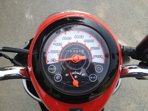 ขายscoopy-iสีเเดงดำ ปี2555