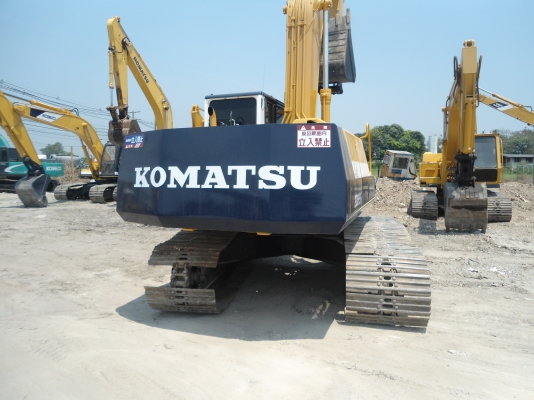 ขายรถแมคโครPC200-5 สภาพพร้อมใช้ คอนโทรนสั้น ไฟฟ้าครบ แอร์เย็น เครื่องเสียงดัง