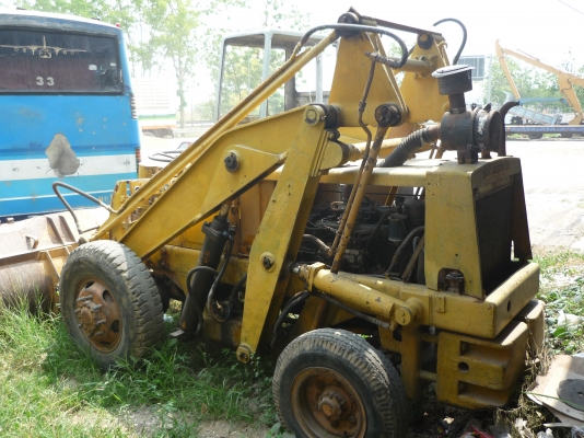 รถตักล้อยาง KOMUTSU รุ่นเล็ก