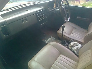 ขายรถกระบะ 4 ประตู MAZDA แม็กนั่ม ใส่เครื่อง นิสสัน LD28 6 สูบ เชื้อเพลิงดีเซล พวงมาลัยเพาเวอร์ เกียร์ธรรมดา ราคา 35000