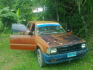 ขายรถกระบะ 4 ประตู MAZDA แม็กนั่ม ใส่เครื่อง นิสสัน LD28 6 สูบ เชื้อเพลิงดีเซล พวงมาลัยเพาเวอร์ เกียร์ธรรมดา ราคา 35000