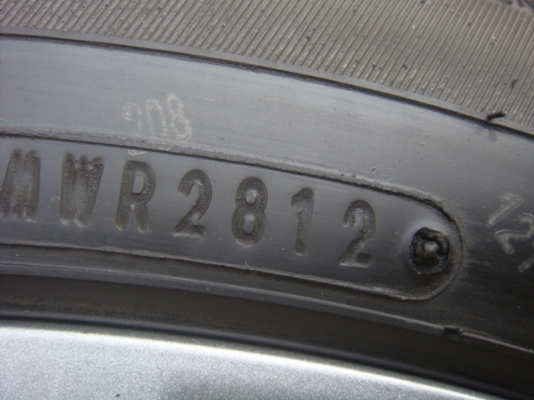 VIOS 12 ก้าน รมดำ