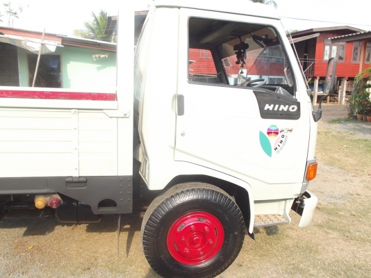 ขายด่วน รถบรทุกHINO FB 120 แรง รุ่นซุปเปอร์เสี่ย
