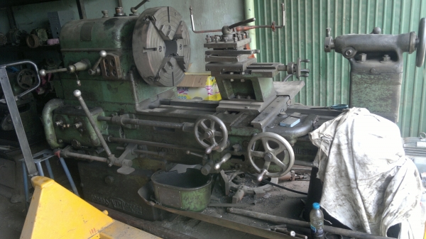 เครื่องกลึง