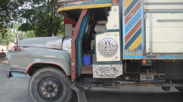 ISUZU หน้ายาว เครื่อง175แรง เบรคทริฟฟี่ ดั๊มดิน สวยพร้อมใช้