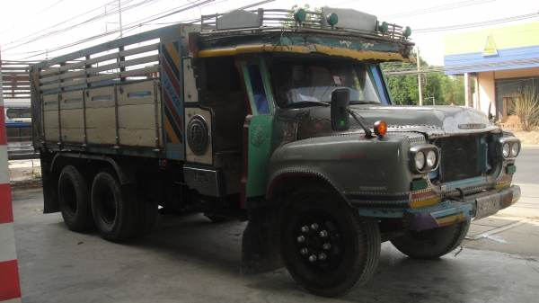 ISUZU หน้ายาว เครื่อง175แรง เบรคทริฟฟี่ ดั๊มดิน สวยพร้อมใช้