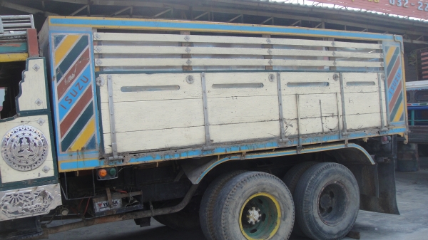 ISUZU หน้ายาว เครื่อง175แรง เบรคทริฟฟี่ ดั๊มดิน สวยพร้อมใช้