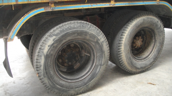 ISUZU หน้ายาว เครื่อง175แรง เบรคทริฟฟี่ ดั๊มดิน สวยพร้อมใช้