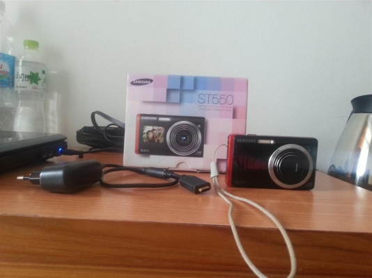 ขายกล้องถ่ายรูป Samsung รุ่น ST550 มือสอง  ราคาถูกๆ.