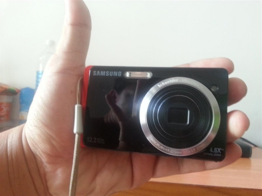 ขายกล้องถ่ายรูป Samsung รุ่น ST550 มือสอง  ราคาถูกๆ.