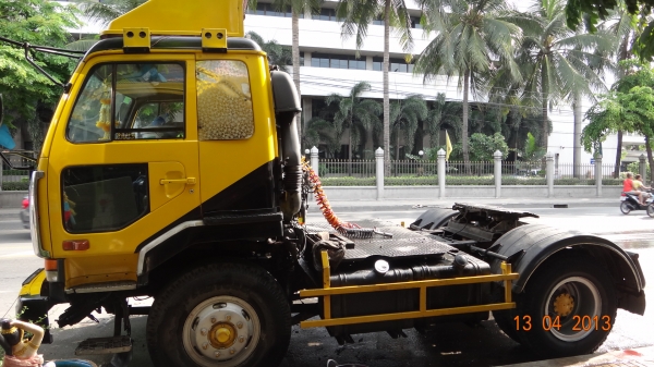 ต้องการขาย รถ Trailer Nissan UD 380  พร้อม หาง RCK 3 เพลา