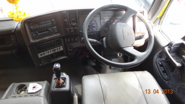 ต้องการขาย รถ Trailer Nissan UD 380  พร้อม หาง RCK 3 เพลา