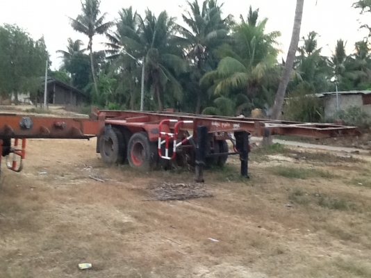 ขายหางเทลเลอร์ก้างปลา 7เมตร มีทะเบียนพร้อม ขาด 31ธันวาคม 2556