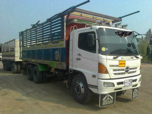 TOYOTA HILUX MIGHTY-X EXTRA CAB 2.5 MT ปี 35 รถบ้านเดิมๆสภาพดีพร้อมใช้งาน เครื่องแห้งแรงดีไม่มีเยิ้ม ภายในเก๋งคอนโซลครบพร้อม แอร์เย็น พวงมาลัยเพาเวอร์ กระบะไม่มีผุ ช่วงล่างคัชซีสวยมากไม่ผุ ยางสภาพดี 4 เส้นประมาณ 70\% พร้อมใช้งาน เอกสารทะเบียนภาษีครบพร้อมโอ