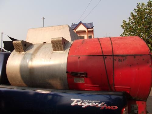 ถังน้ำมันปิเนียม 1000 ลิตรพร้อมหัวบีบใช้ไฟ 12 ได้ 24 ได้ สภาพสวยพร้อมใช้นำเข้าจากญี่ปุ่น