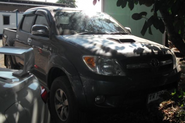 ขาย TOYOTA, วีโก้4ประตู3.0E(ไม่โฟร์)ปี08มีประกันชั้น1ขาดปรายปีรถสวยเดิมๆไม่เคยชนสีเดิมๆวิ่ง8xxxxกม.เองครับ