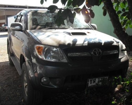 ขาย TOYOTA, วีโก้4ประตู3.0E(ไม่โฟร์)ปี08มีประกันชั้น1ขาดปรายปีรถสวยเดิมๆไม่เคยชนสีเดิมๆวิ่ง8xxxxกม.เองครับ