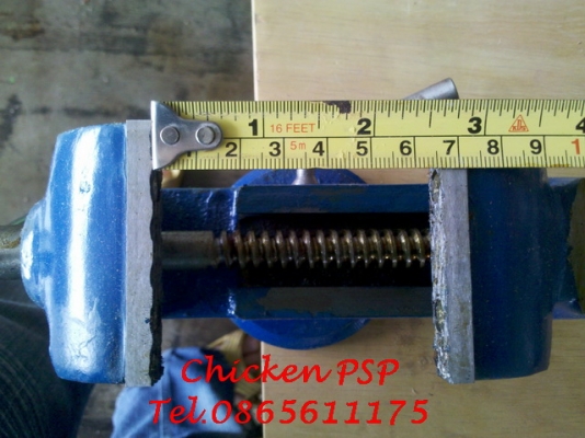 ปากกาจับขอบโต๊ะพร้อมฐานหมุน มีทั่งในตัว ขนาดปาก 60 mm. ปากเปิดเข้า - ออก เร็ว ปากกาจับขอบโต๊ะพร้อมฐานหมุน มีทั่งในตัว ขนาดปาก 60 mm. ปากเปิดเข้า - ออก เร็ว