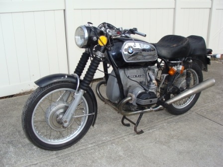 ผมจะไม่ปล่อยให้คนชั่วลอยนวลผมดอมตัวจริงรถมอเตอร์ไซคันนี้ไม่มีตัวตนมันใช้ชื่อผมไปหลอกคนใครหลงเชื่อหรือโอนเงินไปมัดจำให้ไปแจ้งคาวมจับเจ้าของบัญชีคดีช่อโกงได้สงใสติดต่อผมดอมกาฬสิธุ์ตัวจริง โทร 0872162649 เบอร์ผมไม่เคยเปรี่ยน