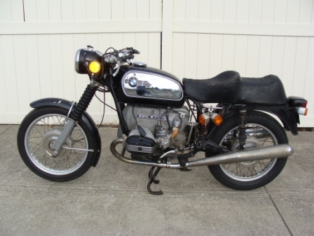 ผมจะไม่ปล่อยให้คนชั่วลอยนวลผมดอมตัวจริงรถมอเตอร์ไซคันนี้ไม่มีตัวตนมันใช้ชื่อผมไปหลอกคนใครหลงเชื่อหรือโอนเงินไปมัดจำให้ไปแจ้งคาวมจับเจ้าของบัญชีคดีช่อโกงได้สงใสติดต่อผมดอมกาฬสิธุ์ตัวจริง โทร 0872162649 เบอร์ผมไม่เคยเปรี่ยน