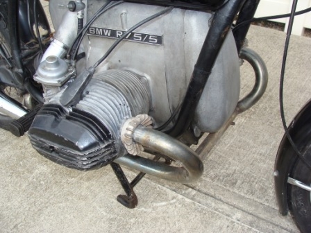 ผมจะไม่ปล่อยให้คนชั่วลอยนวลผมดอมตัวจริงรถมอเตอร์ไซคันนี้ไม่มีตัวตนมันใช้ชื่อผมไปหลอกคนใครหลงเชื่อหรือโอนเงินไปมัดจำให้ไปแจ้งคาวมจับเจ้าของบัญชีคดีช่อโกงได้สงใสติดต่อผมดอมกาฬสิธุ์ตัวจริง โทร 0872162649 เบอร์ผมไม่เคยเปรี่ยน