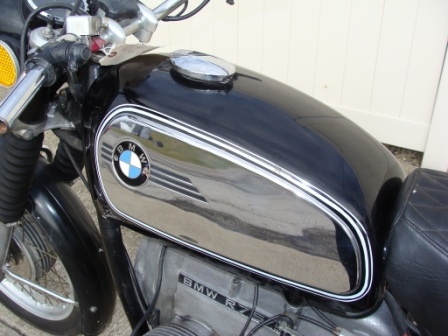 ผมจะไม่ปล่อยให้คนชั่วลอยนวลผมดอมตัวจริงรถมอเตอร์ไซคันนี้ไม่มีตัวตนมันใช้ชื่อผมไปหลอกคนใครหลงเชื่อหรือโอนเงินไปมัดจำให้ไปแจ้งคาวมจับเจ้าของบัญชีคดีช่อโกงได้สงใสติดต่อผมดอมกาฬสิธุ์ตัวจริง โทร 0872162649 เบอร์ผมไม่เคยเปรี่ยน