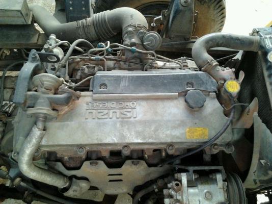 ISUZU NQR 120 HP 4HF1 ปี 42 หกล้อดั๊มพ์ กระบะดั๊มพ์มิเนียมคอกเกษตร 4 ตันสภาพสวยความยาว 4.30 เมตร เครื่องแห้งแรงดี ภายในเก๋งคอนโซลสวยครบ พวงมาลัยเพาเวอร์ ช่วงล่างใหญ่ติด F หน้าหลัง ยาง 8.25 ขอบ 16 สภาพดี 70\% พร้อมบรรทุกพร้อมใช้งาน เอกสารทะเบียนภาษีครบถูกต้