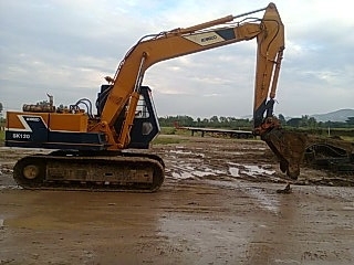 ขายด่วน..รถแบคโฮ KOBELCO SK050 เท่า SK120 รถสวย เก่าญี่ปุ่น รถสวยพร้อมใช้งาน มีใบอินวอยล์.
