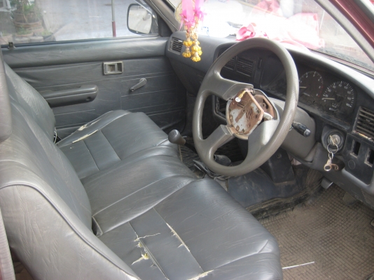 ขายด่วน Toyota mighty X รถใช้เองคะ ขายด่วน Toyota mighty X รถใช้เองคะ