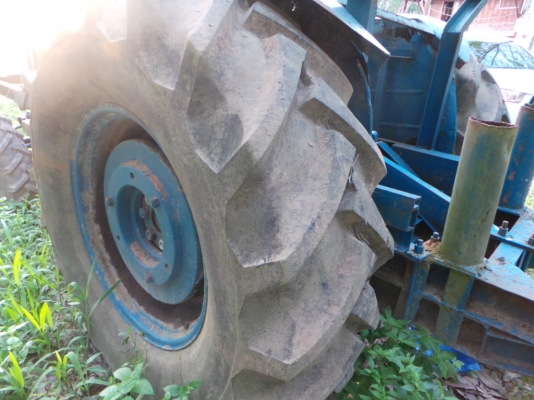 รถไถ เพลาเดียว ไม่มีเอกสารค่ะ ใช้งานได้ดี สตาร์ทติดตามปรกติ รถไถ เพลาเดียว ไม่มีเอกสารค่ะ ใช้งานได้ดี สตาร์ทติดตามปรกติ