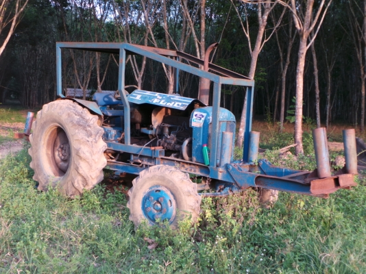 รถไถ เพลาเดียว ไม่มีเอกสารค่ะ ใช้งานได้ดี สตาร์ทติดตามปรกติ รถไถ เพลาเดียว ไม่มีเอกสารค่ะ ใช้งานได้ดี สตาร์ทติดตามปรกติ