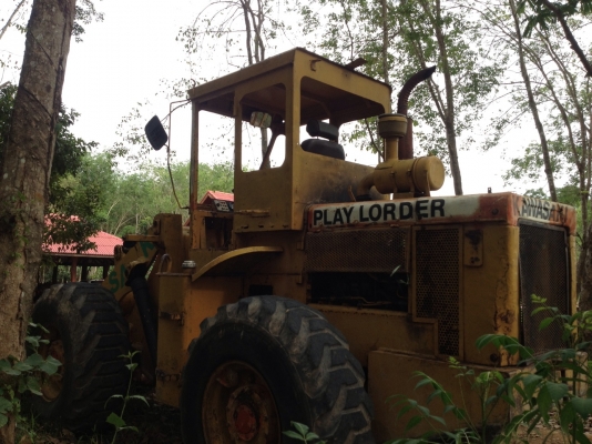 รถตักล้อยางยี่ห้อ  KAWASAKI  ไม่มีเอกสาร รถพร้อมใช้ค่ะ