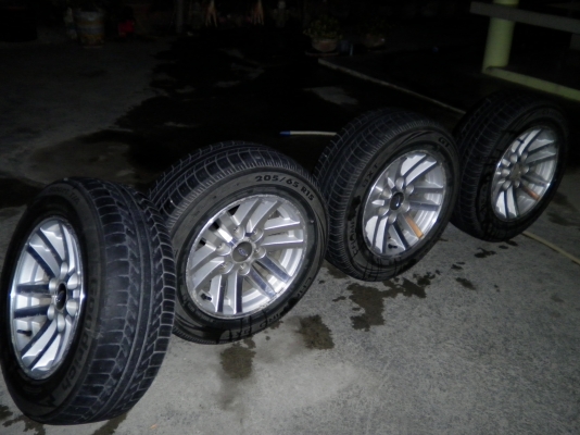 แม็ก15พร้อมยาง1ชุด 205/65/15 ปี10 แม็ก15พร้อมยาง1ชุด 205/65/15 ปี10