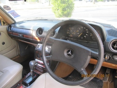 BENZ 230 E ต่อแล้วไม่มาเอาราคานี้เลยด่วนๆ BENZ 230 E ต่อแล้วไม่มาเอาราคานี้เลยด่วนๆ