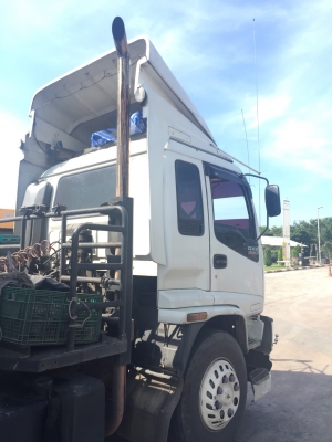 ขายรถ10ล้อหัวลาก ISUZU GXZ23KZF22 เครื่อง 270แรงม้าปี48 สวยเดิม สนใจโทร 081-970-1072