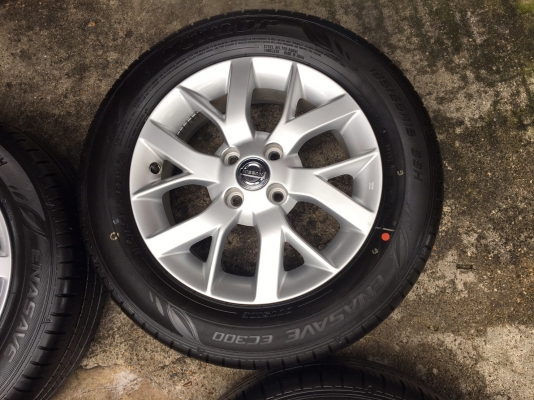 ล้อแม็กป้ายแดง Nissan Note ขอบ 15 พร้อมยางป้ายแดง Dunlop 185-65-15 ปี 17