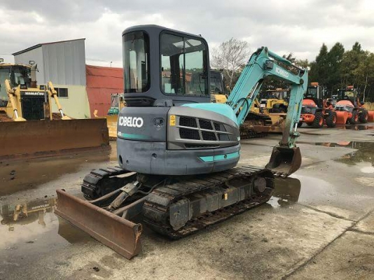 มาใหม่จ้า..KOBELCO SK50SR  เก่าญี่ปุ่นแท้  สภาพสดมากๆๆ  โทร 089-3818694  ดวงนภา