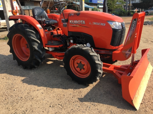 ขาย L3608DT 4WD  พร้อใบดัน กับ ผาน6 รถใช้งานน้อย ไม่ลงนา