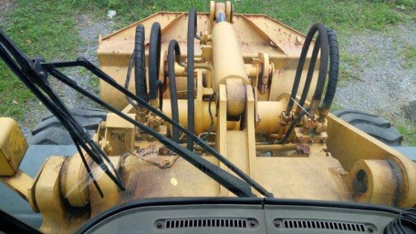 ราคาพิเศษ รถตักเก่านอก WA200-3 โทร 061-4194021 พรภวิษย์