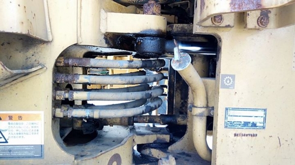 ราคาพิเศษ รถตักเก่านอก 910F โทร 061-4194021 พรภวิษย์