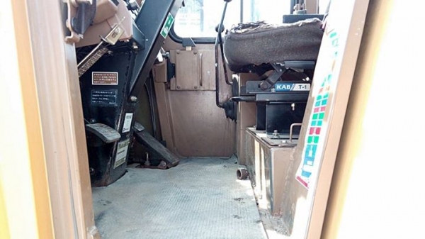 ราคาพิเศษ รถตักเก่านอก 910F โทร 061-4194021 พรภวิษย์