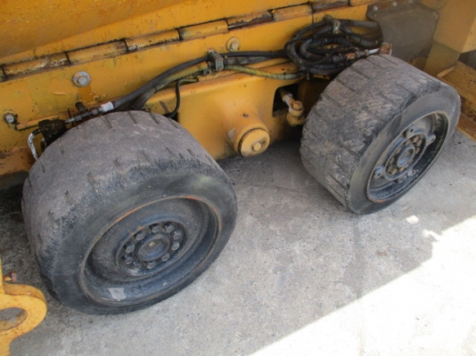 โล๊ะ ถูกมากๆ ปู8เมตร เก่าญี่ปุ่น ขายรถปูยาง DEMAG DF-135P  ปู 6m พร้อมตัวต่อ 8.5m นำเข้าจากญี่ปุ่น 092-929-9942 ธีรเทพ