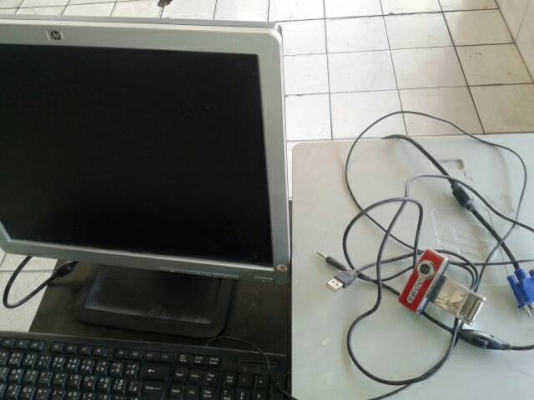 คอมพิวเตอร์ตั้งโต๊ะพร้อมโต๊ะใช้ได้ลด !!1650.-