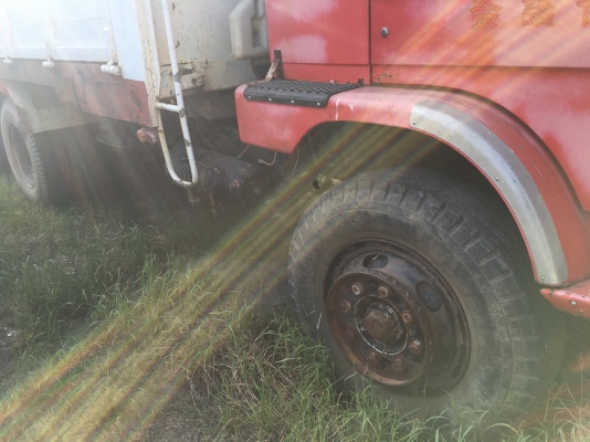 รถบรรทุก Hino KT725 สิบล้อสองเพลา ดั้มได้  รถสวยพร้อมใช้ Line : Kongniwatsiri