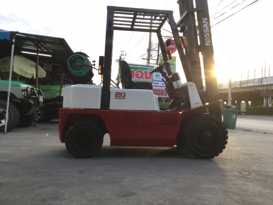 ขาย โฟรคลิฟท์ นิสัน 2ตัน เบนซิลติดแก๊ส เสา 6 เมตร