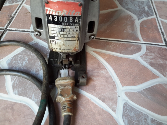 เลื่อยจิ๊กซอ makita 4300BA 390w